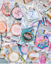 Load image into Gallery viewer, Custom Round