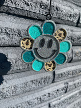 Load image into Gallery viewer, Flower Smiley
