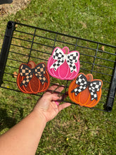 Load image into Gallery viewer, Pumpkin W/Checkered Bow
